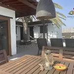 Luz Лахарес